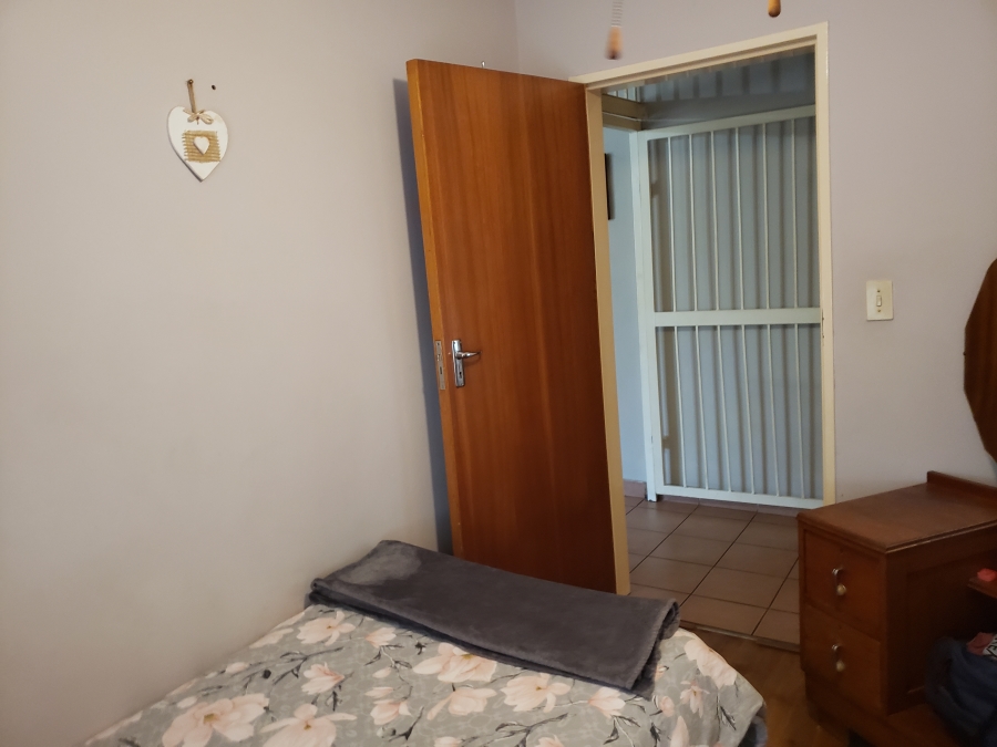 4 Bedroom Property for Sale in Geelhoutpark North West